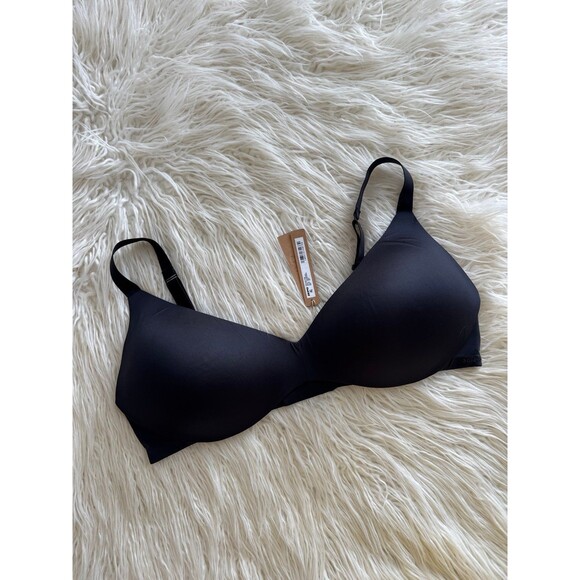 Skims Wireless Form Push Up Plunge Bra Onyx Size 42D - Picture 3 of 8